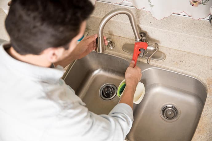Pia de mármore para cozinha: instalação com custo-benefício